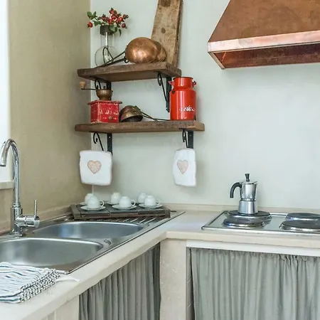 Navolte Trulli Con Piscina & Relax A * Locorotondo