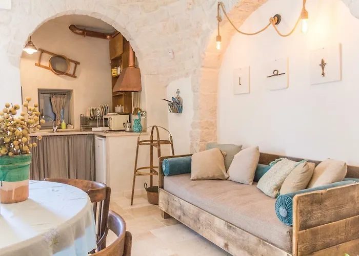 Navolte Trulli Con Piscina & Relax A Tatil Evi Locorotondo