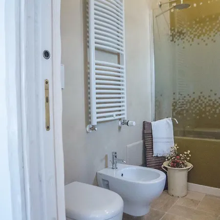 Navolte Trulli Con Piscina & Relax A ロコロトンド