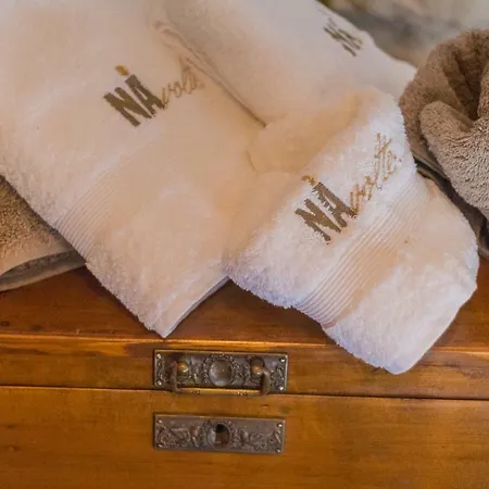 別荘 Navolte Trulli Con Piscina & Relax A ロコロトンド