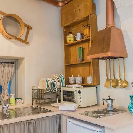 Navolte Trulli Con Piscina & Relax A 別荘 ロコロトンド