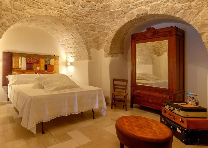 度假居 Navolte Trulli Con Piscina & Relax A 洛科罗通多