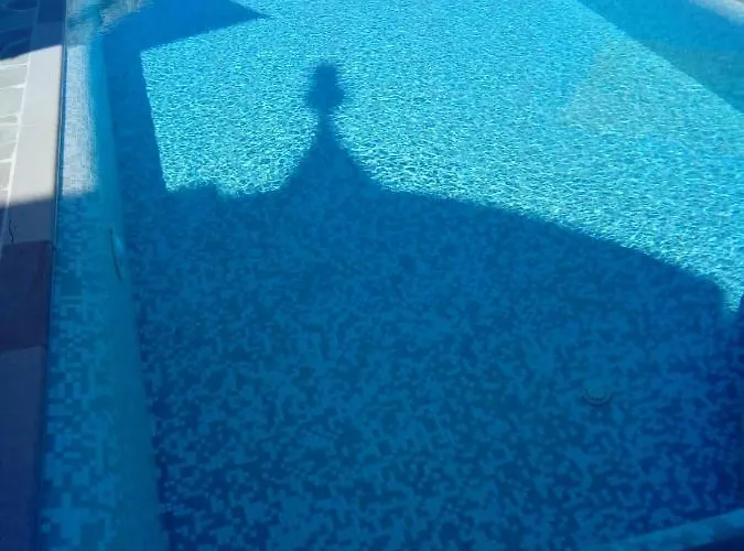 Navolte Trulli Con Piscina & Relax A * לוקורוטונדו