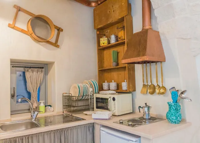 Navolte Trulli Con Piscina & Relax A Vakantiehuis Locorotondo